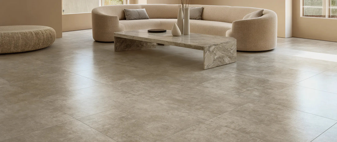 Living room floor in taupe concrete effect porcelain tiles, 90x90 cm