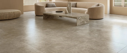 Living room floor in taupe concrete effect porcelain tiles, 90x90 cm